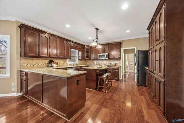 15011 Leafmore Drive SE, Huntsville, AL 35803