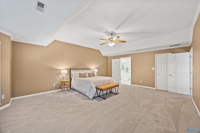 15011 Leafmore Drive SE, Huntsville, AL 35803