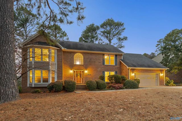 15011 Leafmore Drive SE, Huntsville, AL 35803