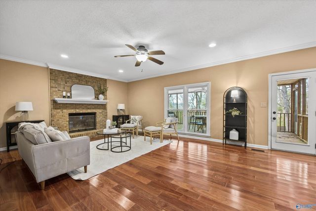 15011 Leafmore Drive SE, Huntsville, AL 35803