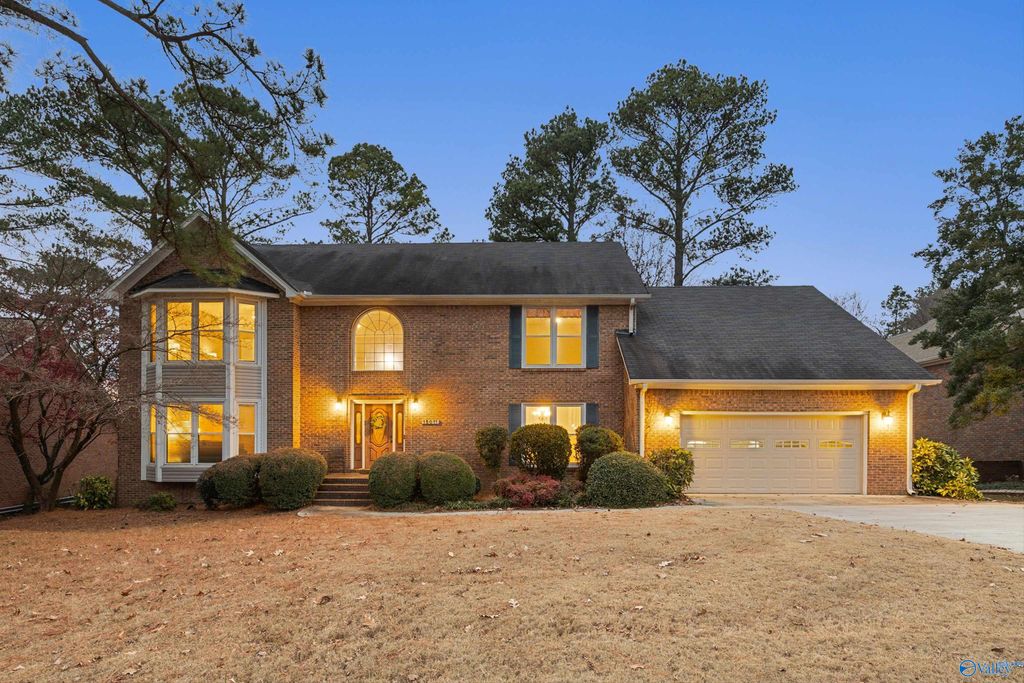 15011 Leafmore Drive SE, Huntsville, AL 35803