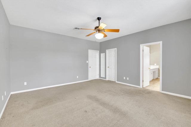 3016 Tradewind DR, Spicewood, TX 78669