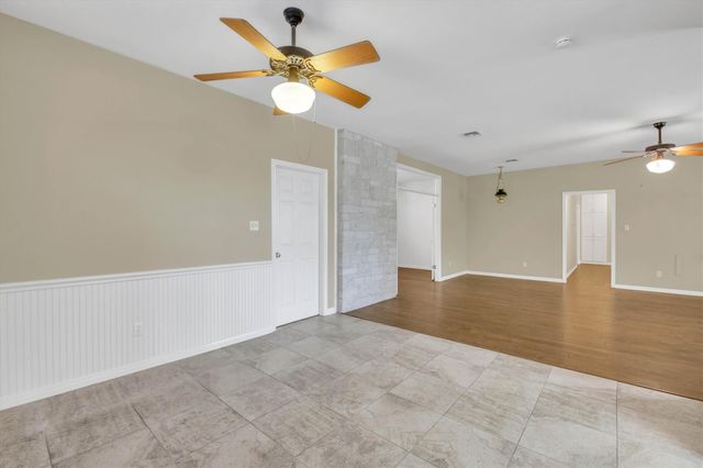 3016 Tradewind DR, Spicewood, TX 78669