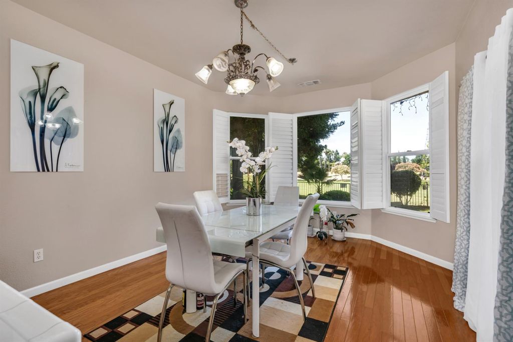 Image 16 of property listing at 7090 Emerald Street, Chowchilla, CA 93610