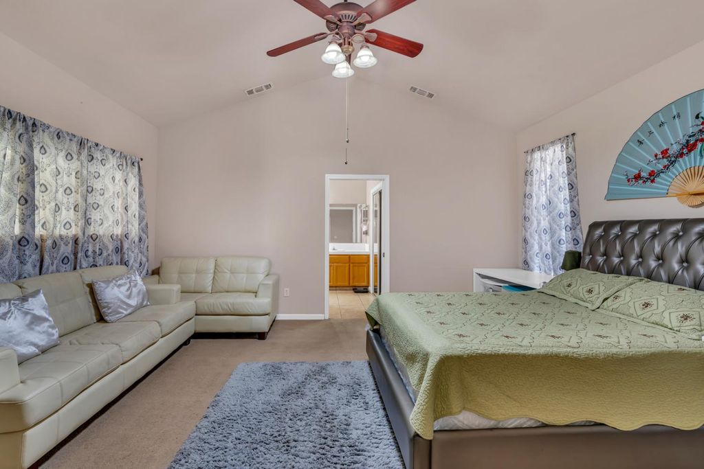 Image 24 of property listing at 7090 Emerald Street, Chowchilla, CA 93610