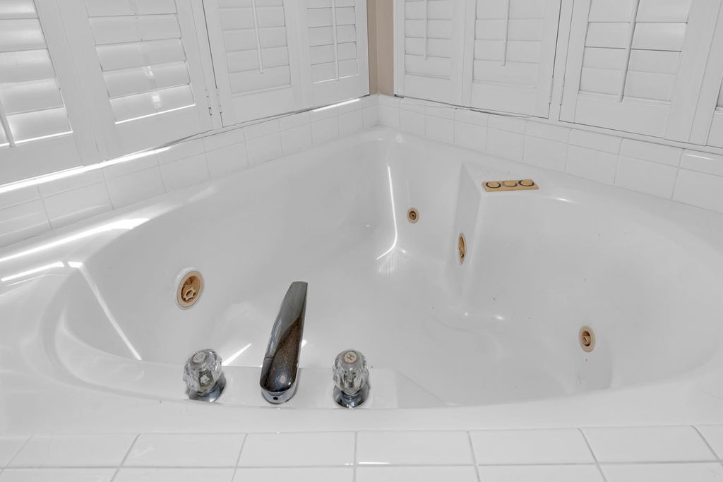 Image 29 of property listing at 7090 Emerald Street, Chowchilla, CA 93610