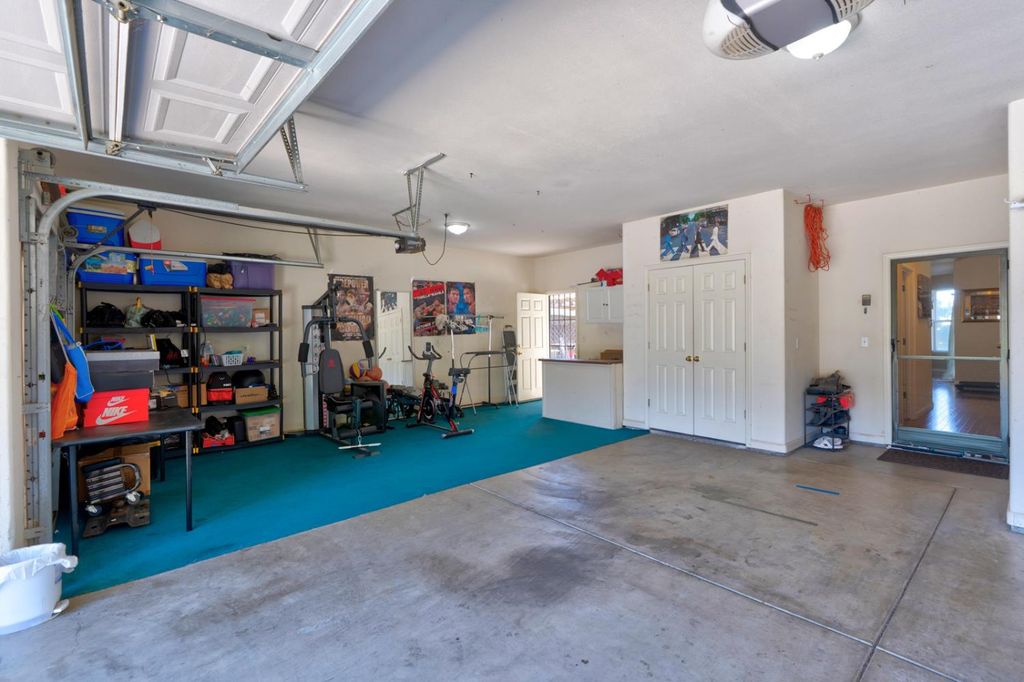 Image 52 of property listing at 7090 Emerald Street, Chowchilla, CA 93610