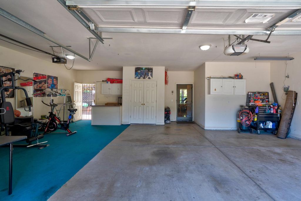 Image 55 of property listing at 7090 Emerald Street, Chowchilla, CA 93610