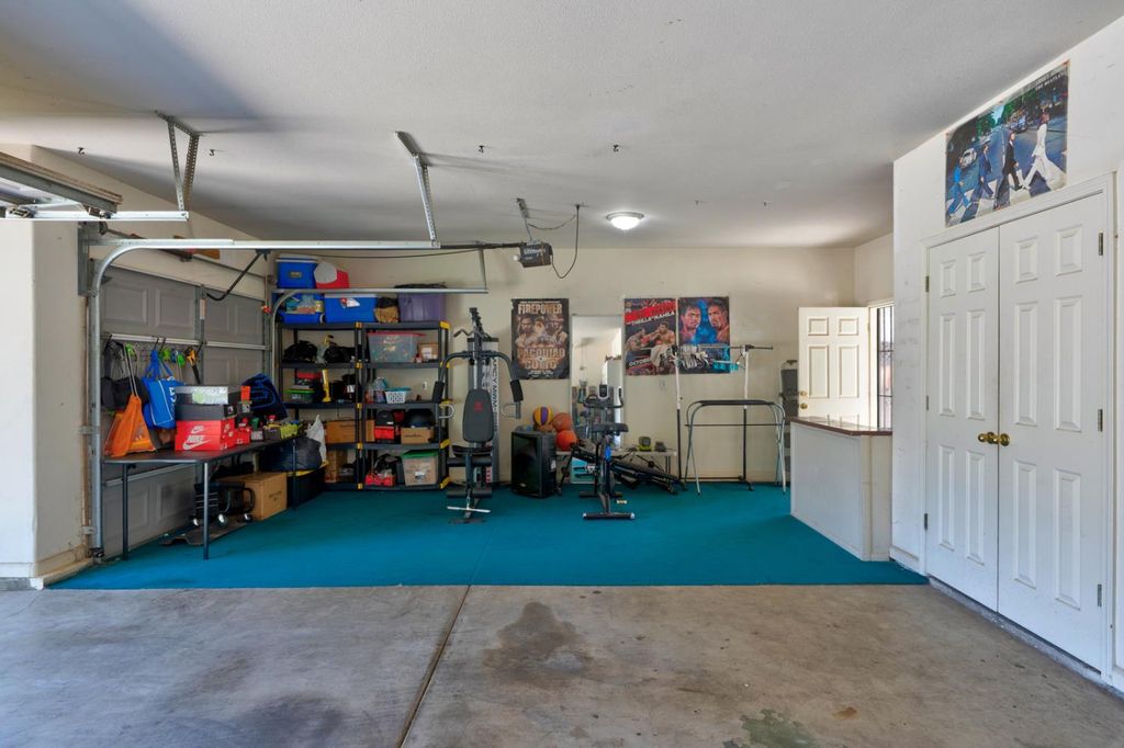 Image 58 of property listing at 7090 Emerald Street, Chowchilla, CA 93610