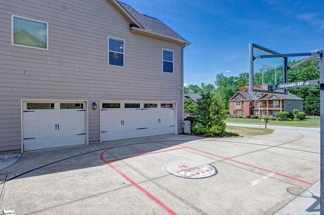9 Bellagio Way, Greer, SC 29650