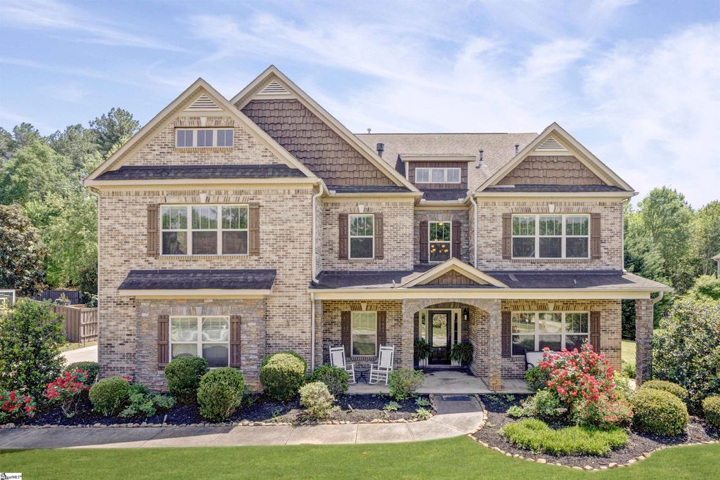 9 Bellagio Way, Greer, SC 29650