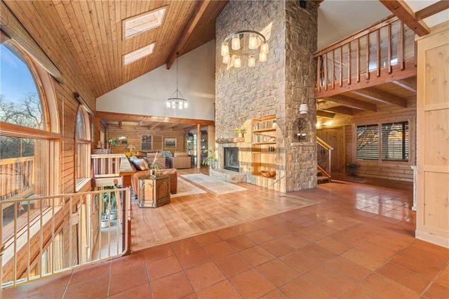 7500 Gleason Road, Shawnee, KS 66227