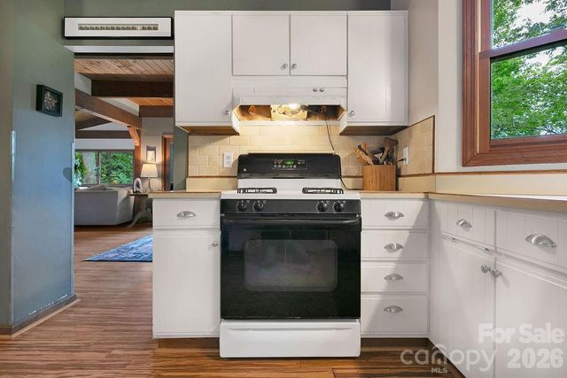 118 Little Bear Lane, Pisgah Forest, NC 28768