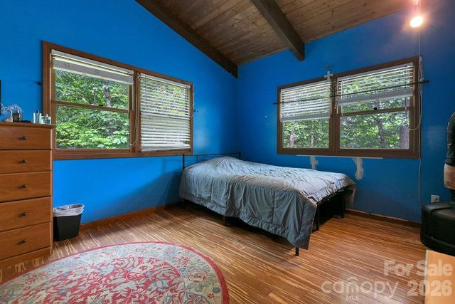 118 Little Bear Lane, Pisgah Forest, NC 28768
