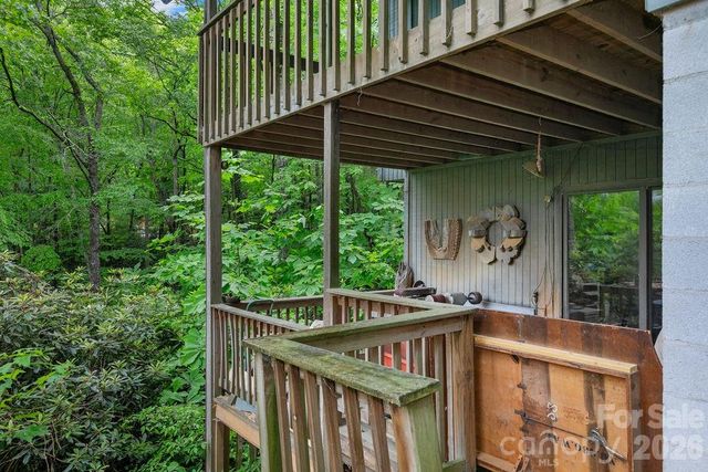 118 Little Bear Lane, Pisgah Forest, NC 28768