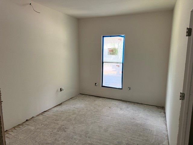 812 W 10th Street, Bonham, TX 75418