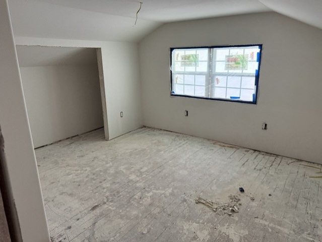 812 W 10th Street, Bonham, TX 75418