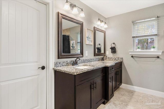 5424 Maverick Ln, Gulf Breeze, FL 32563