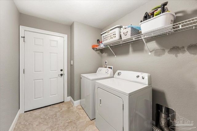 5424 Maverick Ln, Gulf Breeze, FL 32563