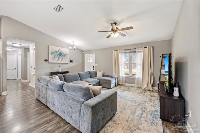5424 Maverick Ln, Gulf Breeze, FL 32563