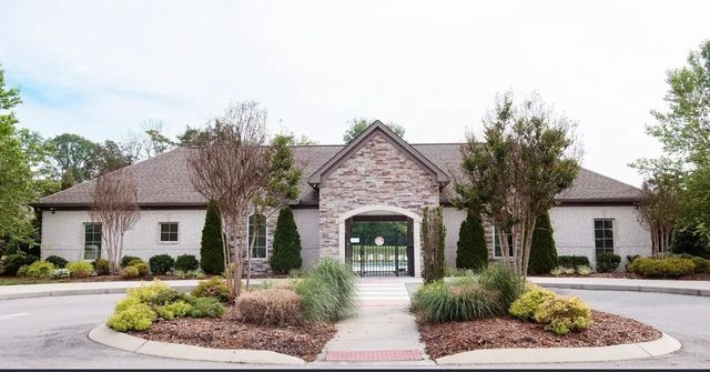 2011 Stonebrook Cir, Mount Juliet, TN 37122