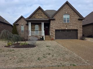 2011 Stonebrook Cir, Mount Juliet, TN 37122