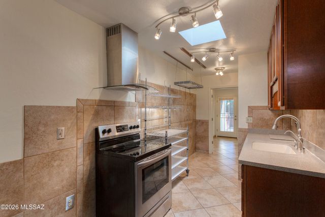 413 W Calle De Oro, Green Valley, AZ 85614