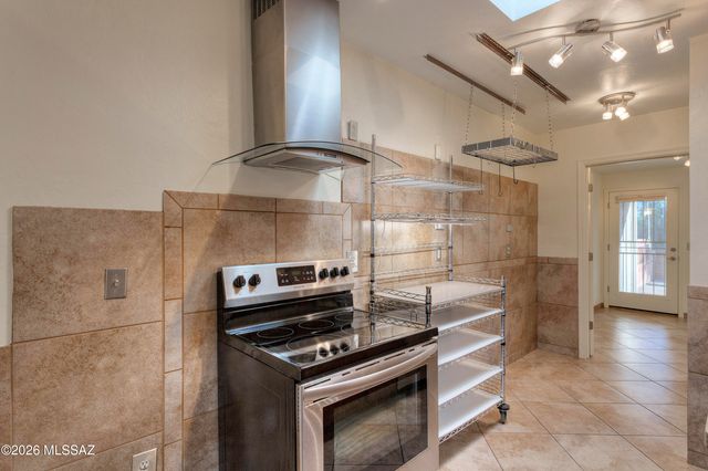 413 W Calle De Oro, Green Valley, AZ 85614