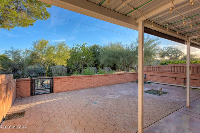 413 W Calle De Oro, Green Valley, AZ 85614