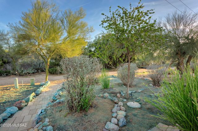 413 W Calle De Oro, Green Valley, AZ 85614