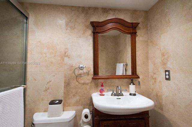 3901 S Ocean Drive 1H, Hollywood, FL 33019