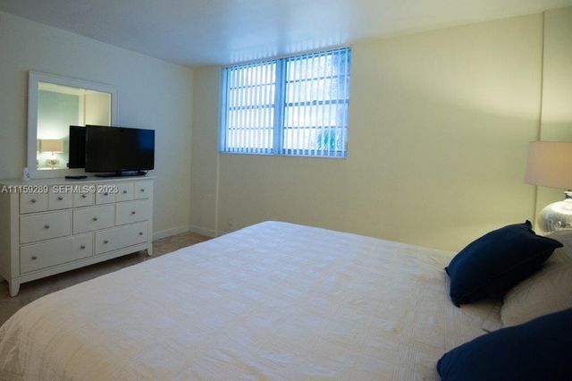3901 S Ocean Drive 1H, Hollywood, FL 33019
