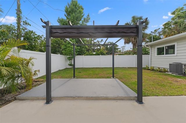 4500 22ND AVENUE S, St Petersburg, FL 33711