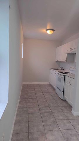 621 NW 5th Avenue Unit 4, Pompano Beach, FL 33060