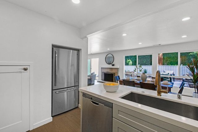 1646 Belleville Way, Sunnyvale, CA 94087