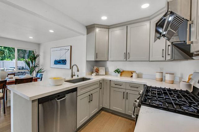 1646 Belleville Way, Sunnyvale, CA 94087