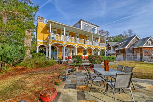 145 Memes Way, Wando, SC 29492