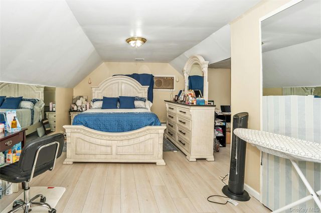 27 Middle Drive, Huntington, NY 11743