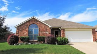 702 Bayshore Drive, Mansfield, TX 76063