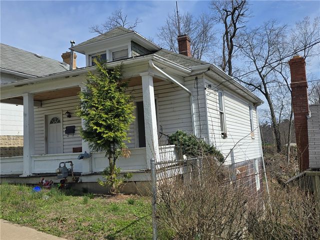 575 Isabella Avenue, Charleroi Boro, PA 15022