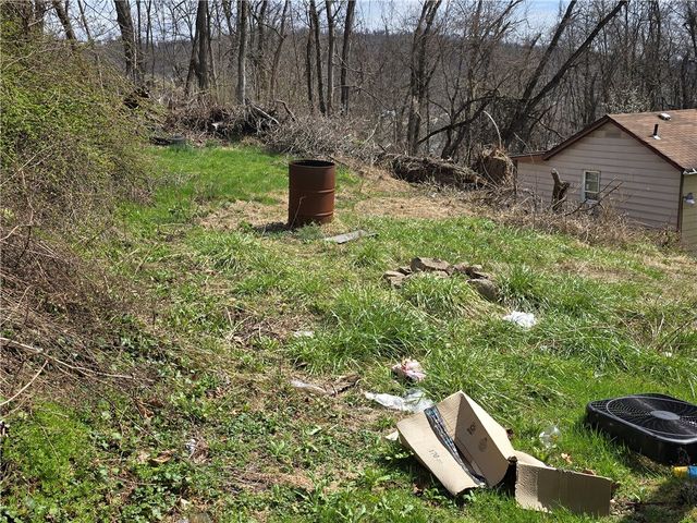 575 Isabella Avenue, Charleroi Boro, PA 15022