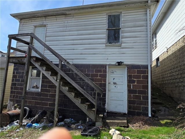 575 Isabella Avenue, Charleroi Boro, PA 15022