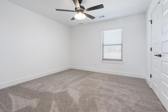 6904 SW Orange Avenue, Bentonville, AR 72713