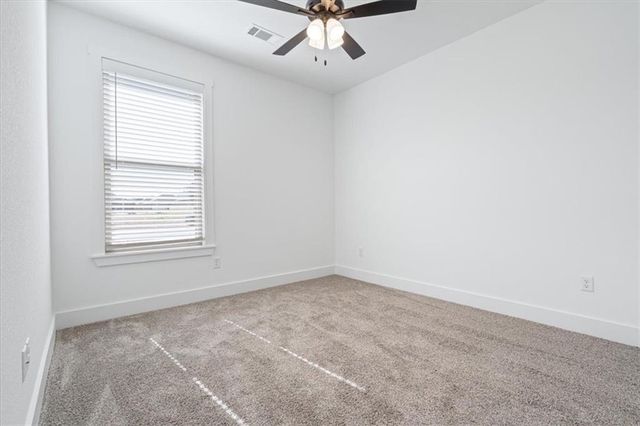 6904 SW Orange Avenue, Bentonville, AR 72713