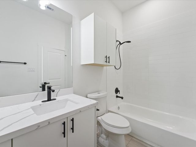 3510 Saltus Street, Houston, TX 77003