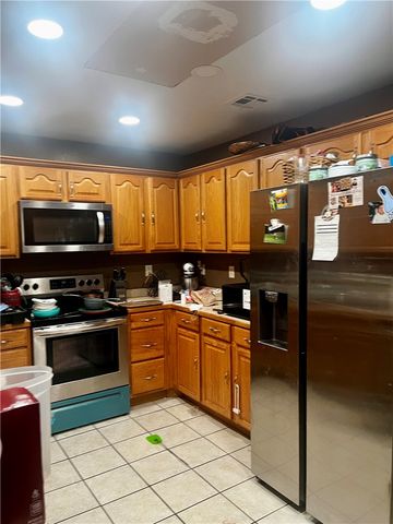 8425 Glory Drive, Bentonville, AR 72713