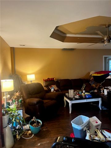 8425 Glory Drive, Bentonville, AR 72713