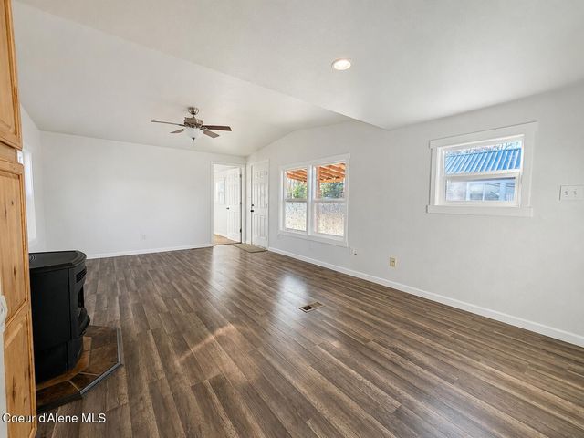 28128 N Highway 41, TRLR 28, Spirit Lake, ID 83869