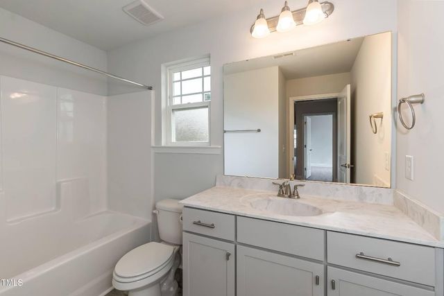 215 Kipling Creek Drive, Fuquay Varina, NC 27526