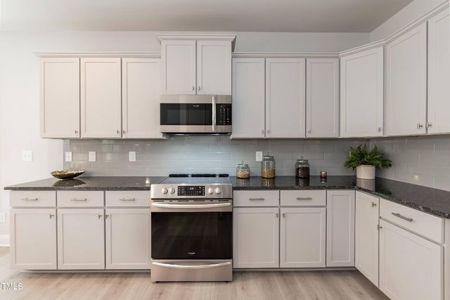 215 Kipling Creek Drive, Fuquay Varina, NC 27526